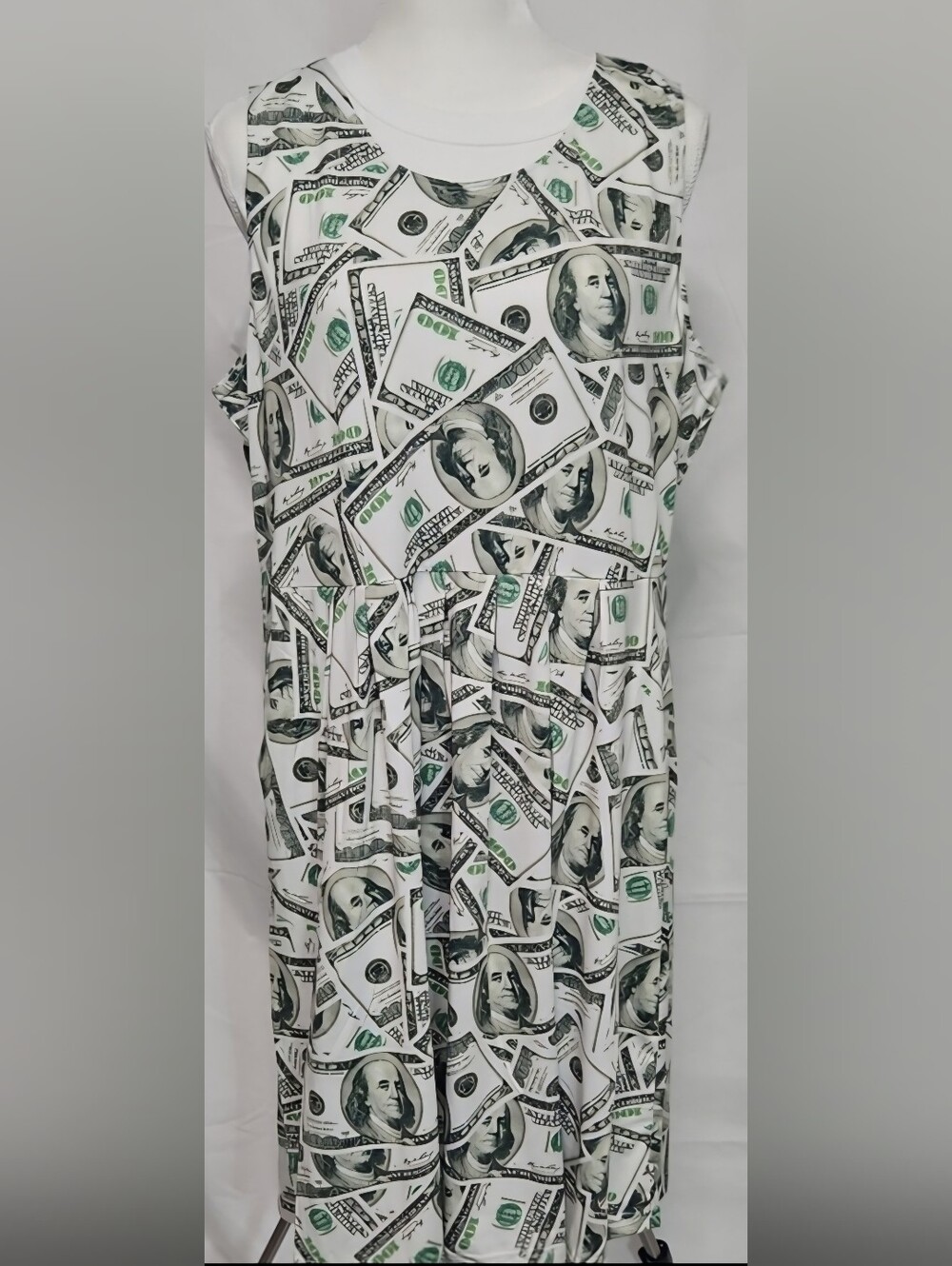 White Money-Print Short Sleeve Women's Dress Tee
